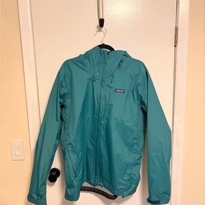 Patagonia Teal and Gray Jacket